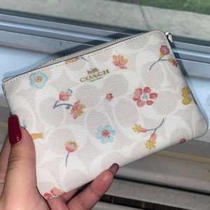 Coach wristlet wallet pouch
